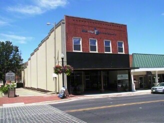 329 W Main St, Waynesboro, VA for Sale