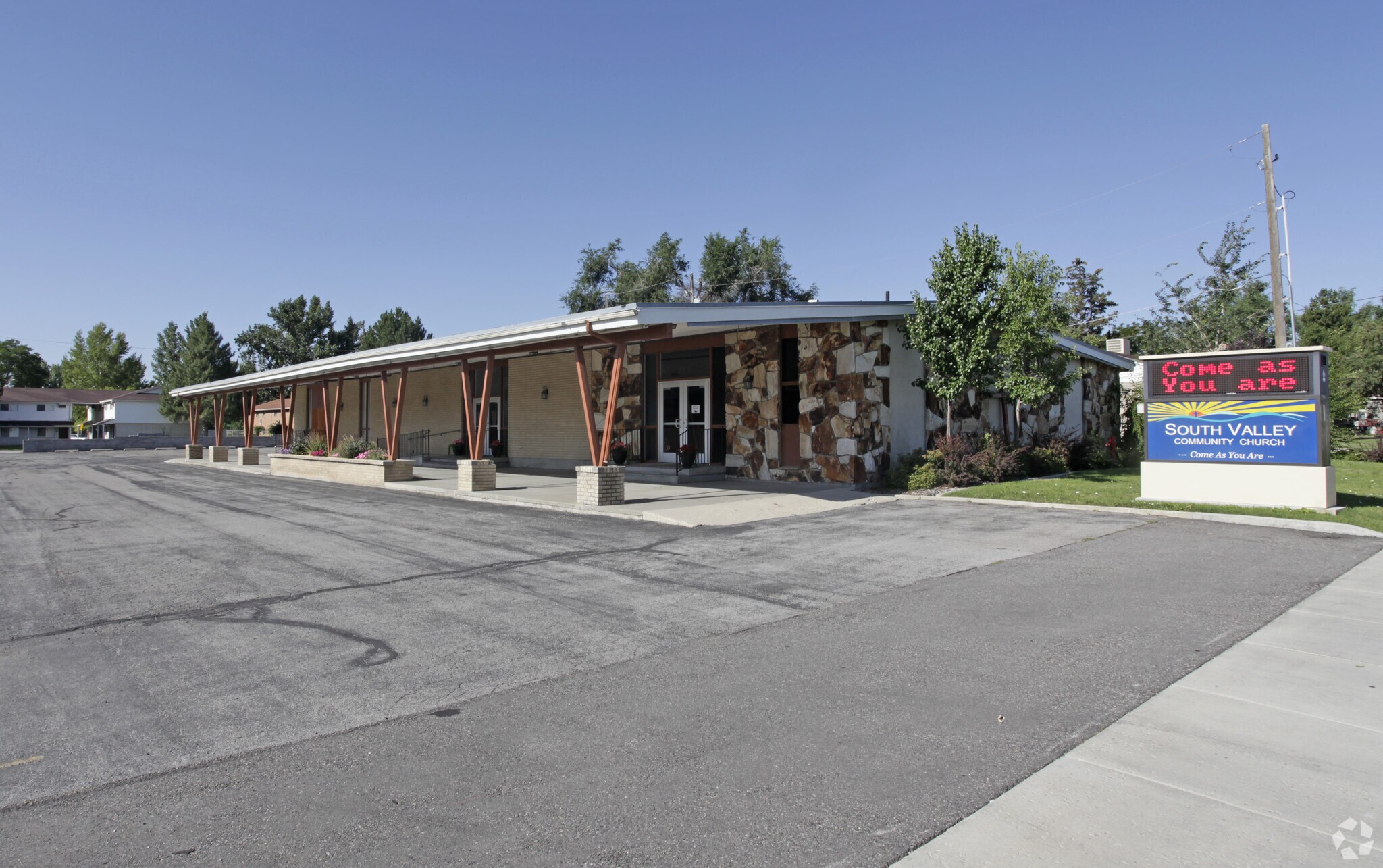 1861 W 7800 S West Jordan, UT 84088 Retail Property for Sale on