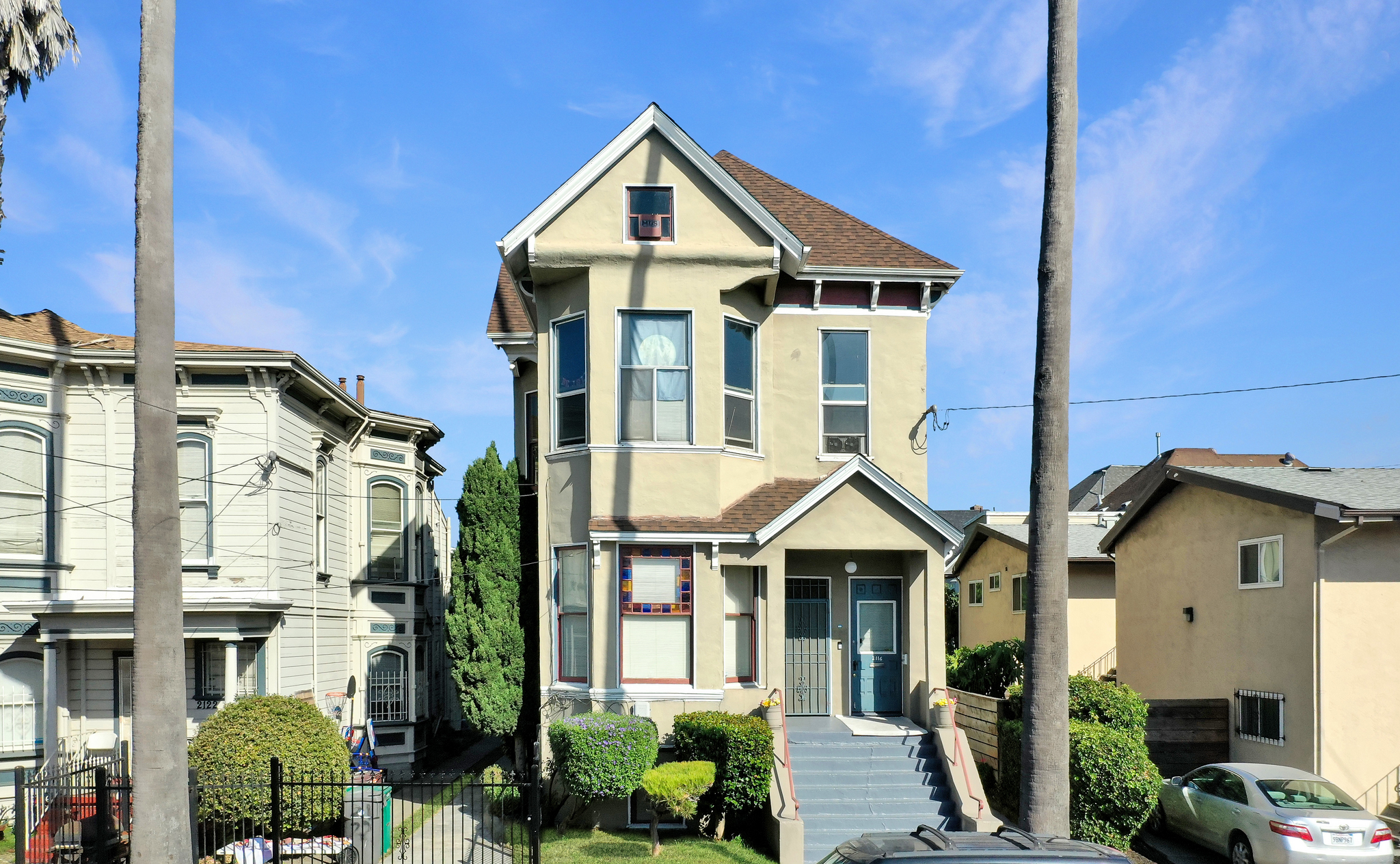 2118 Linden St, Oakland, CA for Sale