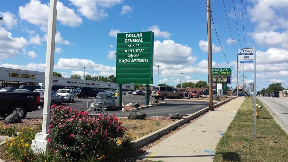 2601-2709 W Grand Ave, Waukegan, IL for Rent