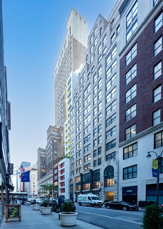 New York, NY Retail - 11 E 44th St New York, NY Retail - 11 E 44th St