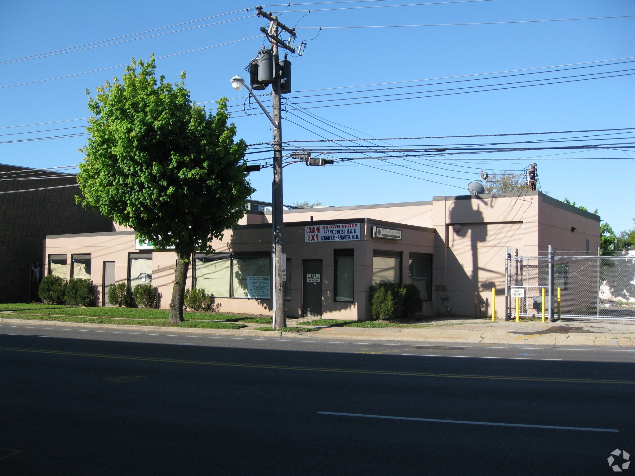 191 Herricks Rd, New Hyde Park, NY for Sale