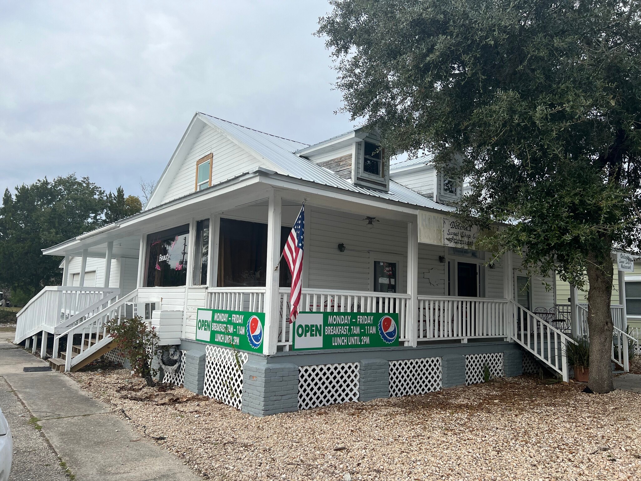 133 Avenue E, Apalachicola, FL for Sale