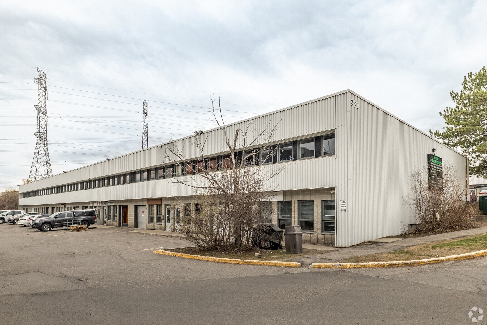 2285 St Laurent Blvd, Ottawa, ON for Rent