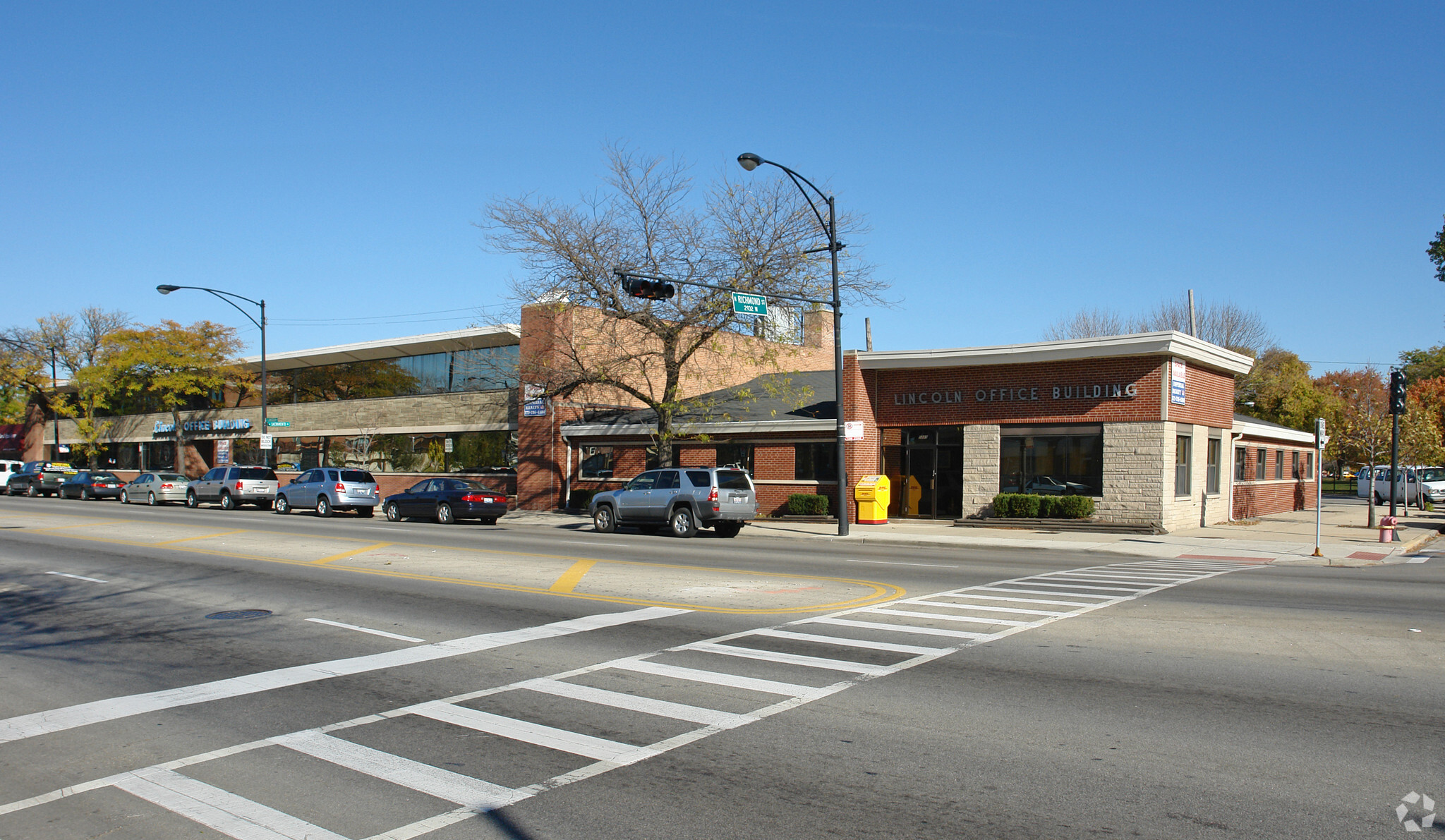 5875 N Lincoln Ave, Chicago, IL for Rent