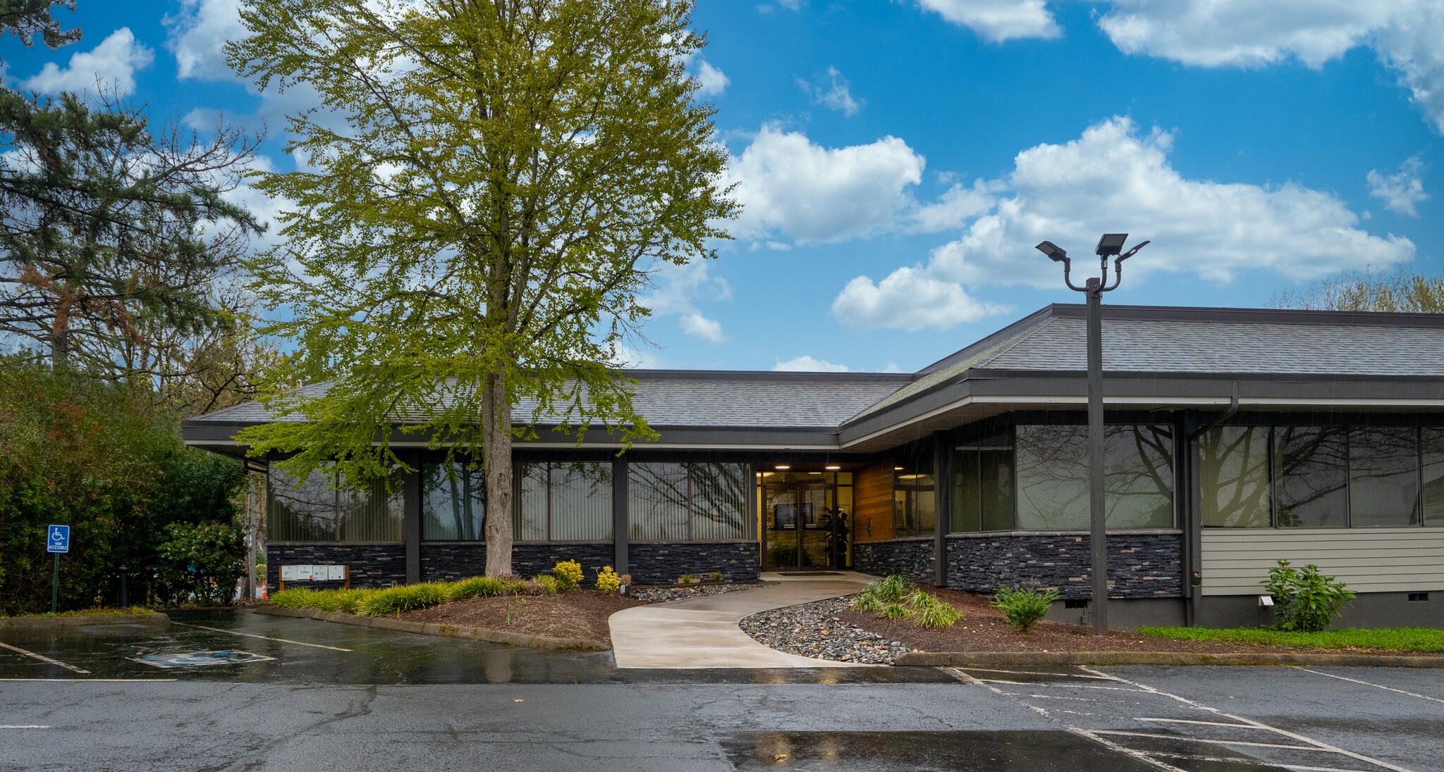 25195 SW Parkway Ave, Wilsonville, OR for Rent