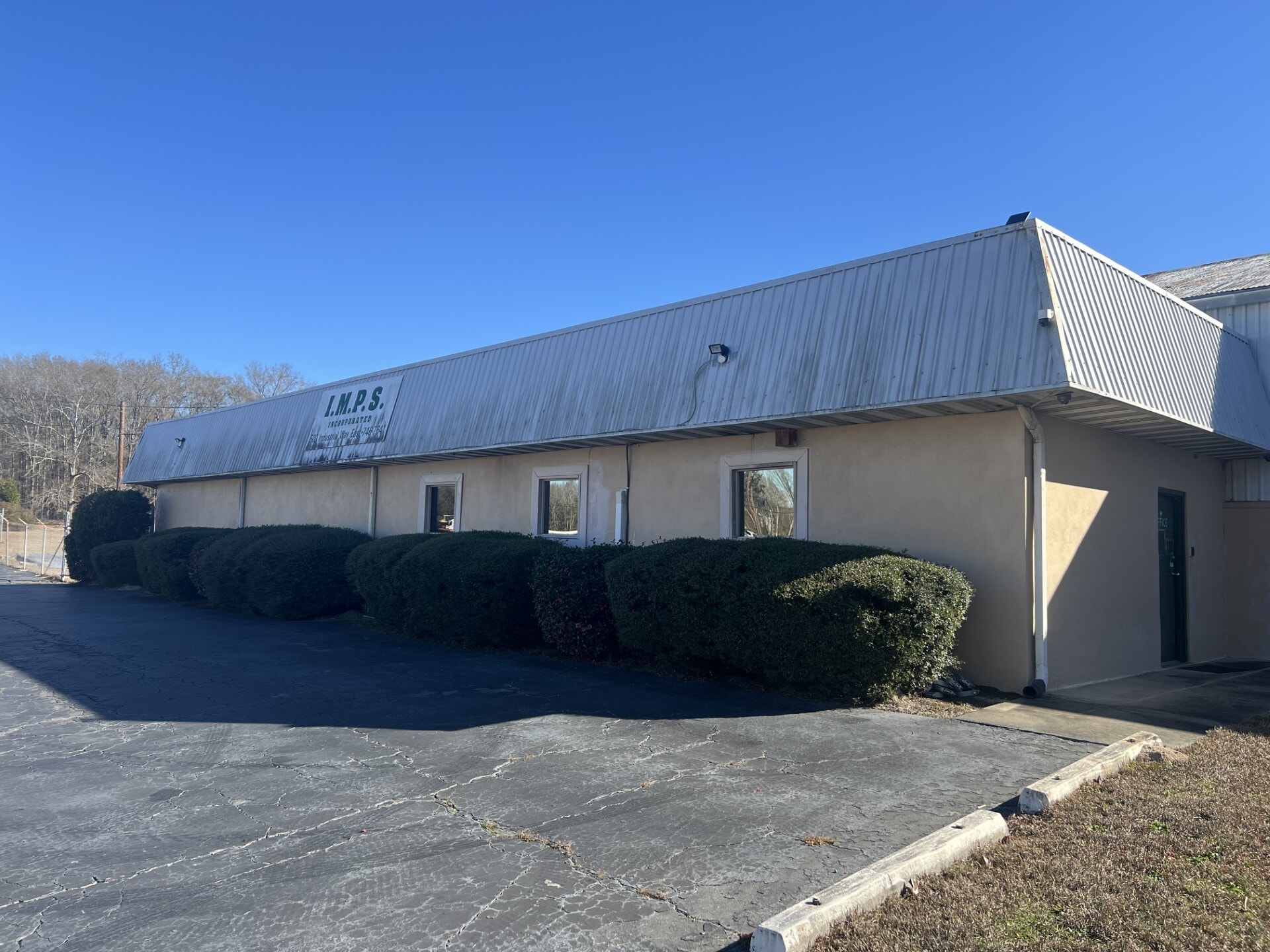 496-544 E Industrial Way, Macon-Bibb, GA for Sale
