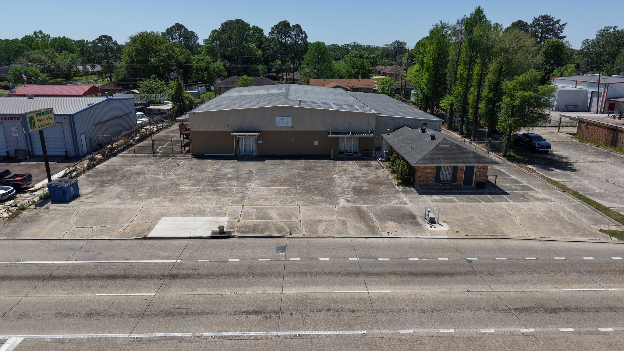 9170 S Choctaw Dr, Baton Rouge, LA for Rent