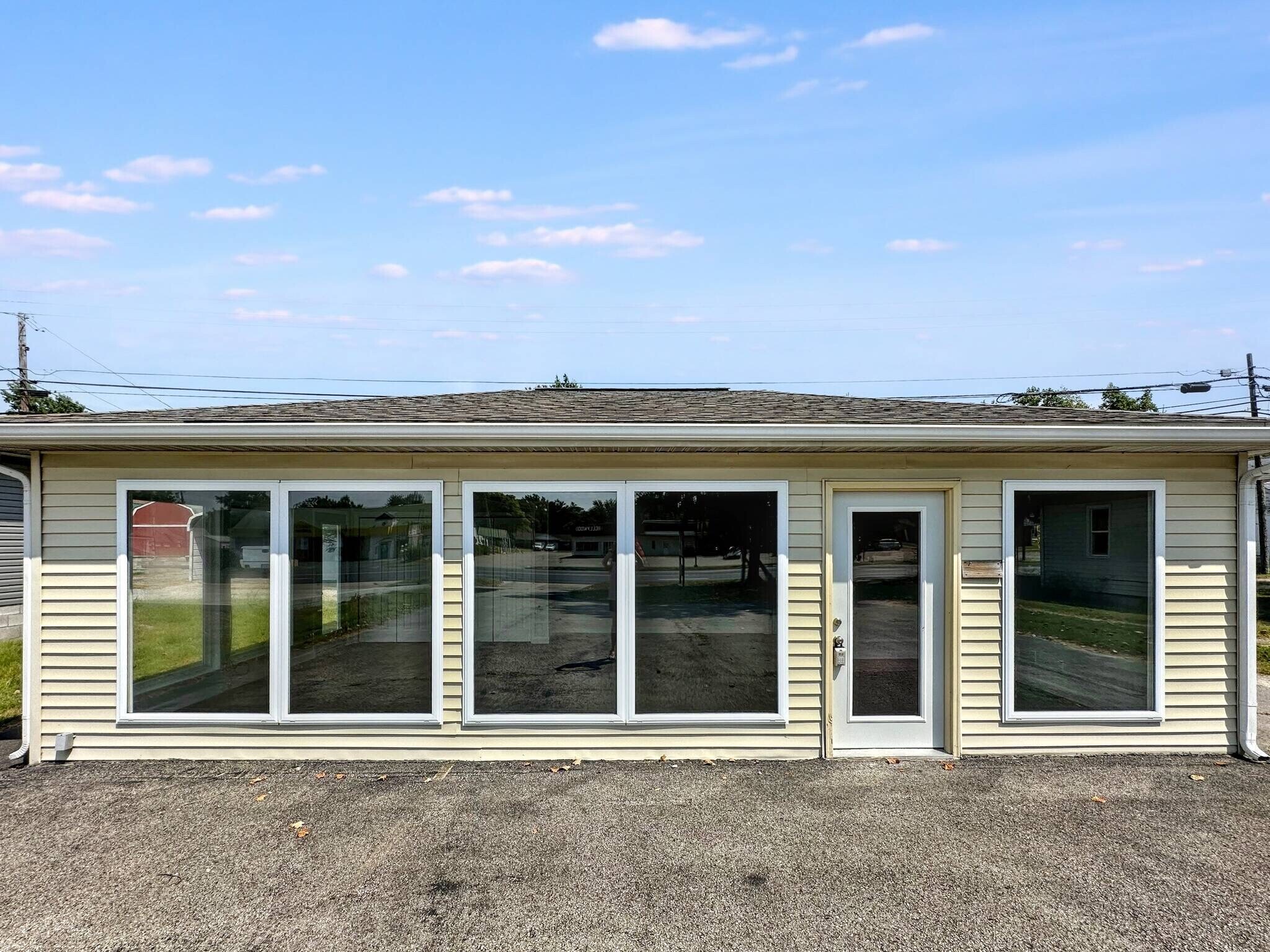 1112 S Park Ave, Herrin, IL for Sale