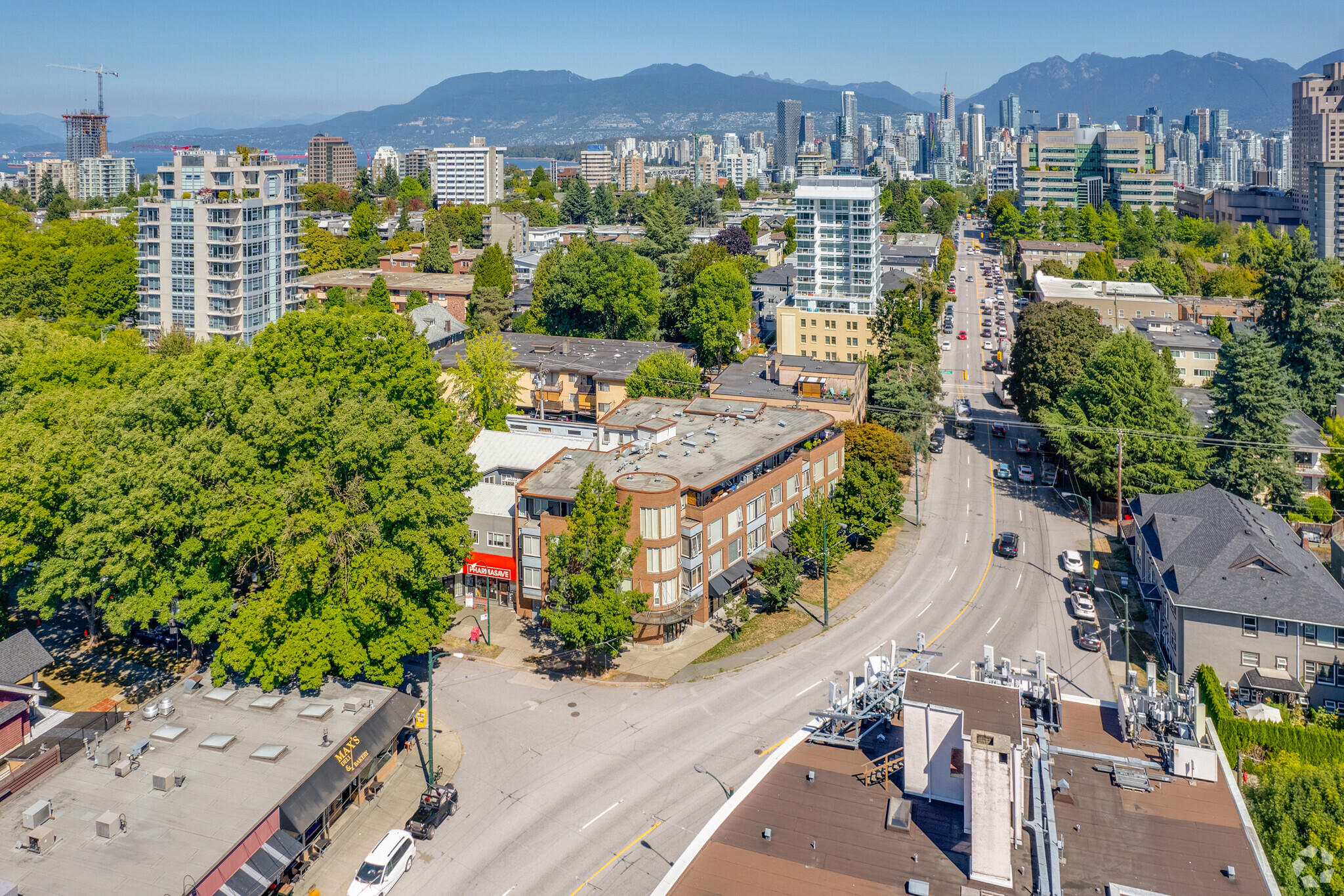 3069-3099 Oak St, Vancouver, BC for Sale