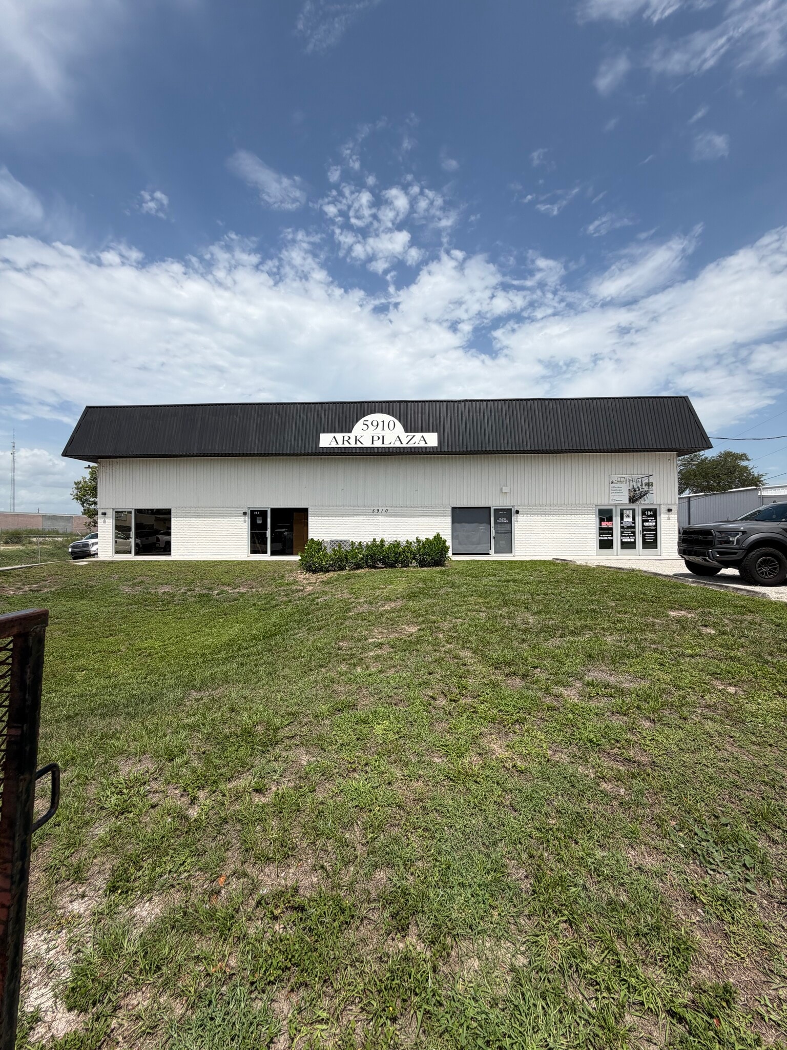 5910 Taylor Rd, Naples, FL for Sale