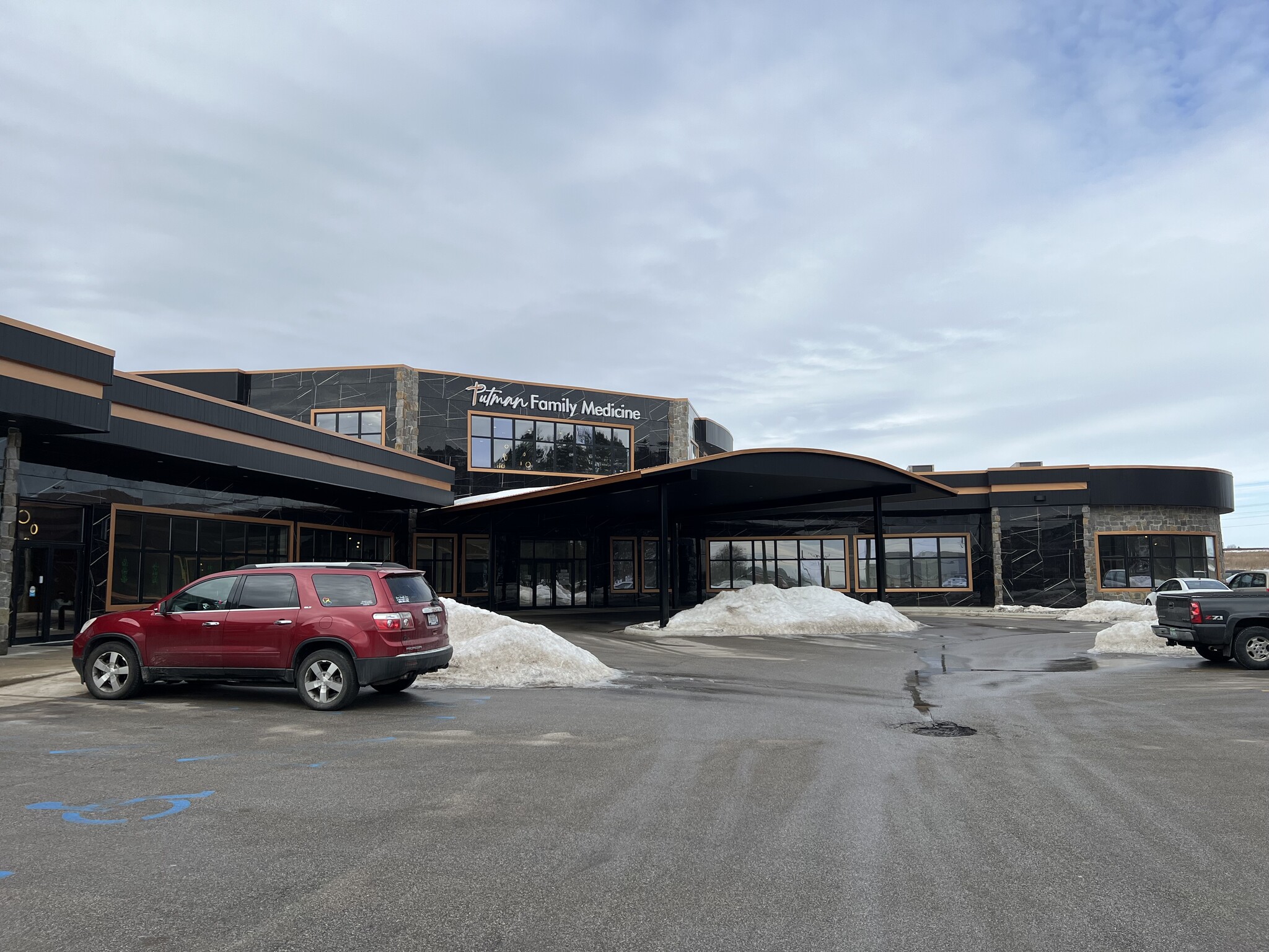 1800 W Caro Rd, Caro, MI for Rent
