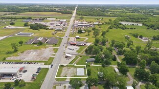 Iola, KS Commercial - 1303 East St
