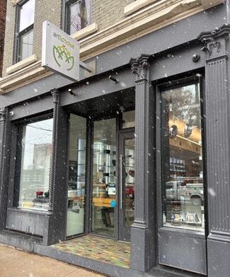 Cincinnati, OH Apartments - 1824 Elm St