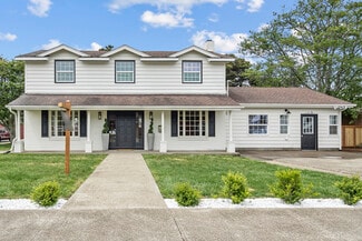 Newport, OR Multi-Family - 1061 NE Avery St