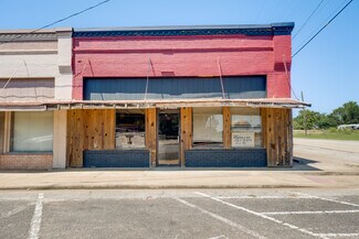 Elkhart, TX Retail - 102 Parker St