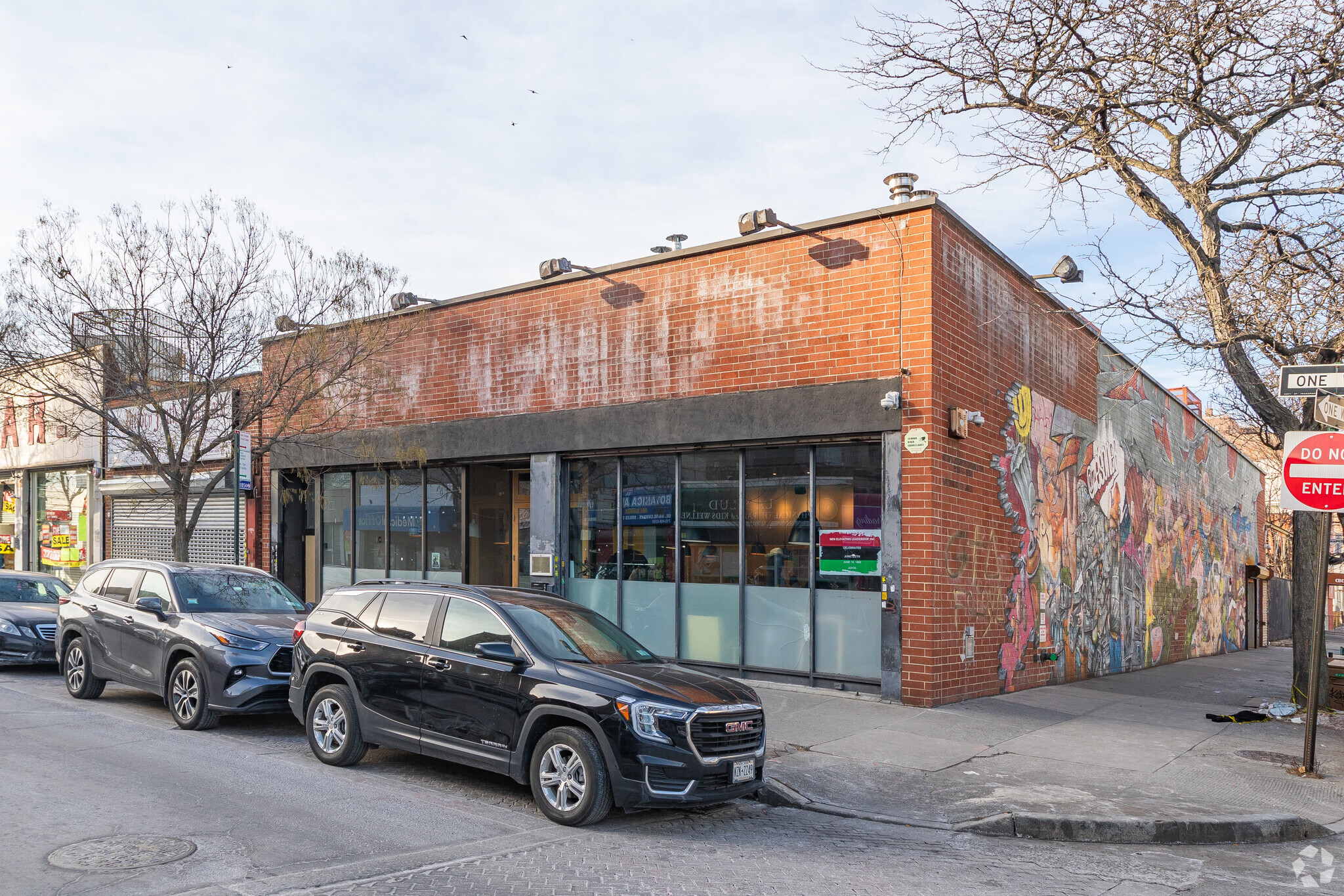 69-71 Belmont Ave, Brooklyn, NY for Rent