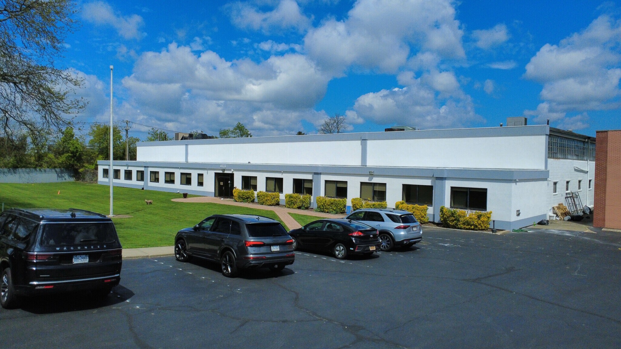 4333 Veterans Memorial Hwy, Holbrook, NY for Rent