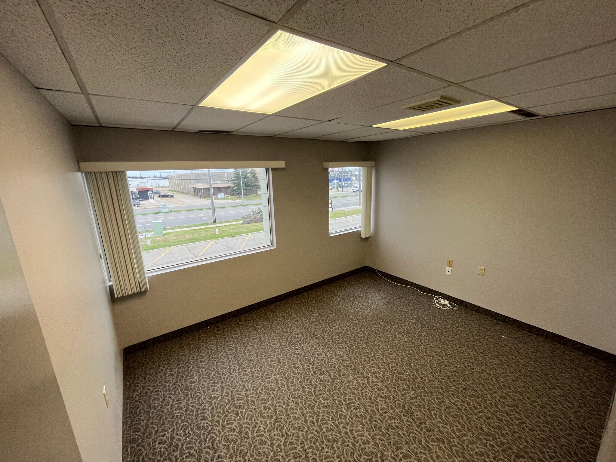 9750-9766 51st Ave NW, Edmonton, AB for Rent