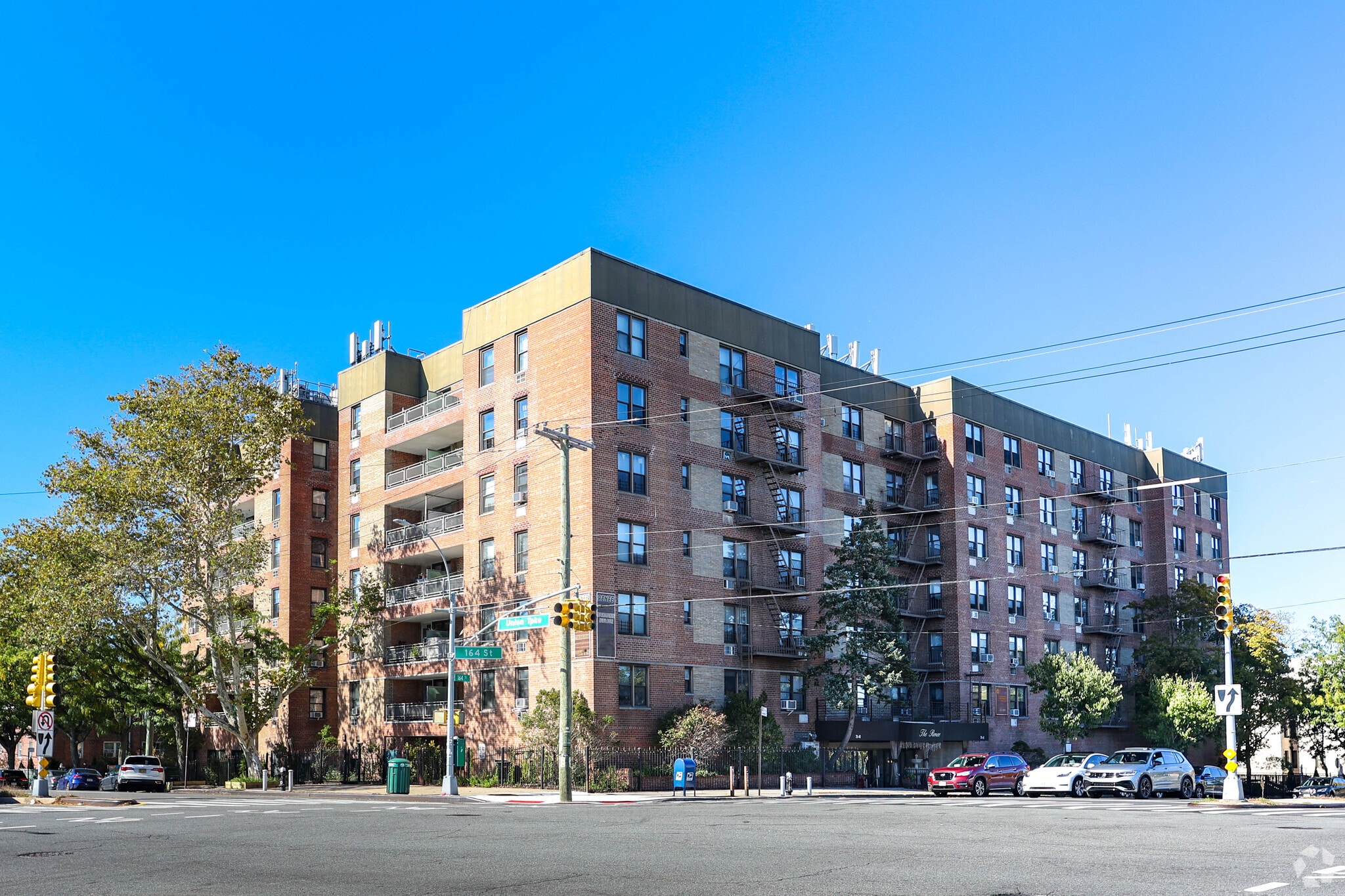 7840 164th St, Fresh Meadows, NY for Rent