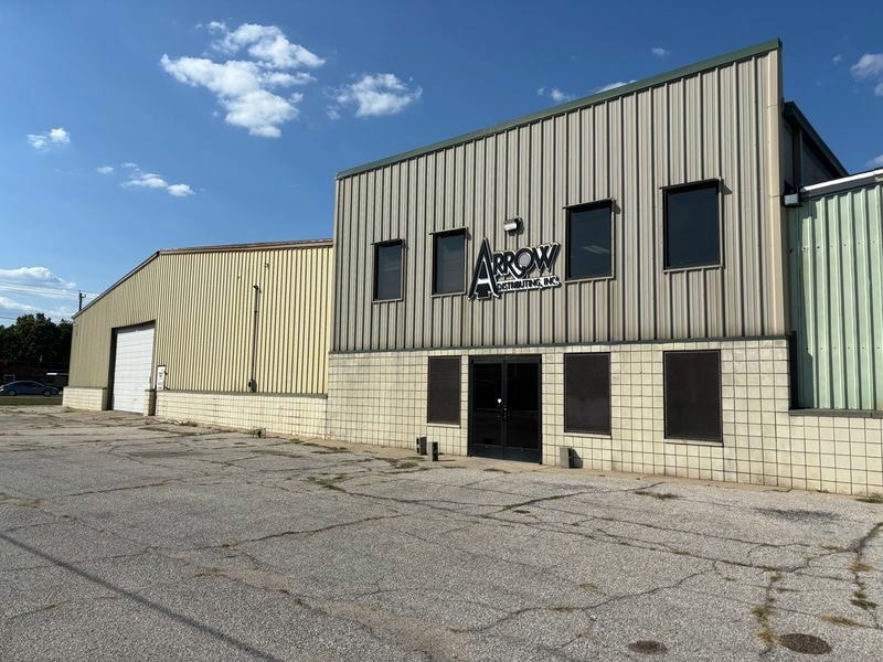1312 Westwood Dr, Elkhart, IN for Sale