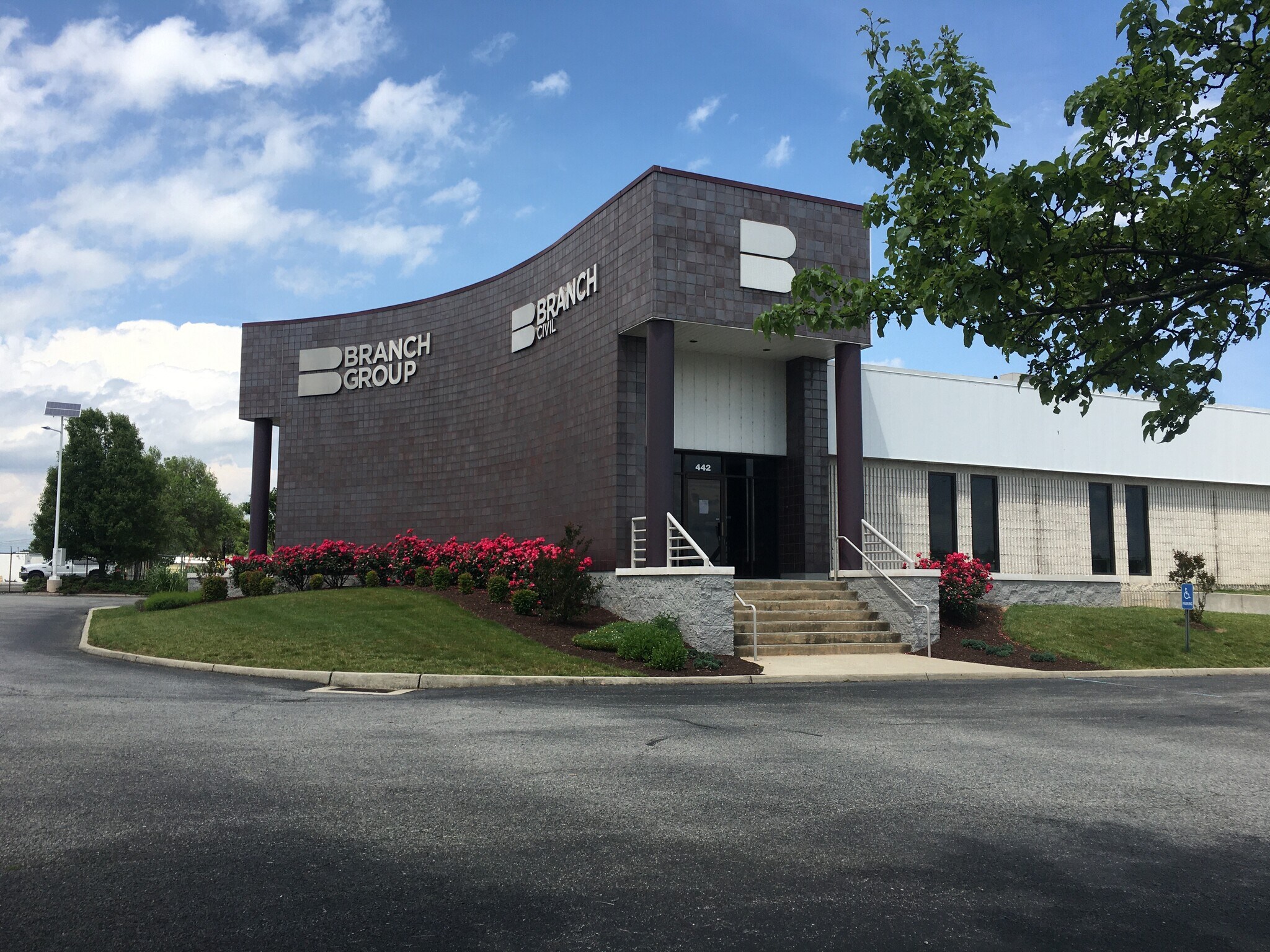 442 Rutherford Ave NE Roanoke, VA 24016 Office Property for Lease on