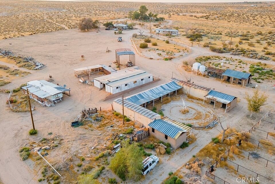 16736 Wild Rd, Helendale, CA for Sale