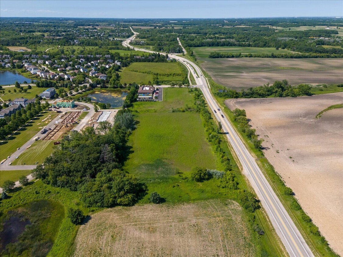 40 US Highway 45 Hwy, Lindenhurst, IL for Sale