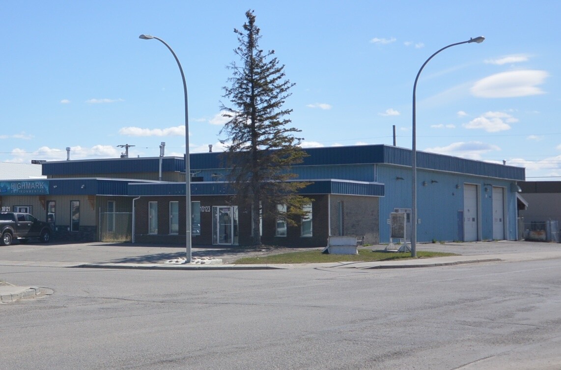 10123 95th Ave, Fort St John, BC for Rent