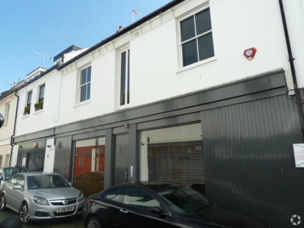 16 Wilbury Grove, Hove, ESX for Rent