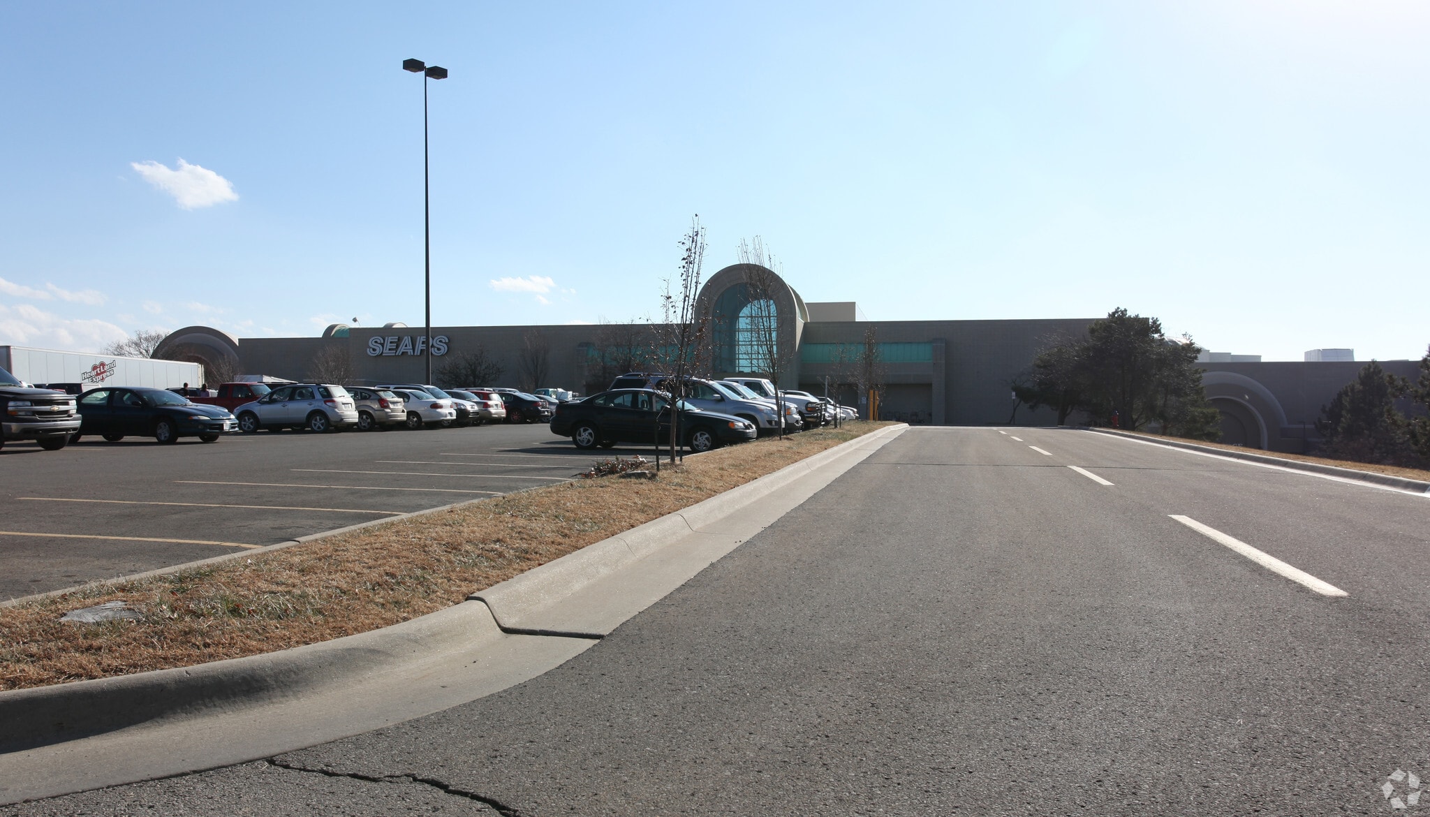 1781 SW Wanamaker Rd Topeka, KS 66604 Retail Property for Sale on