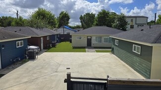 Houston, TX Apartments - 3733 Seabrook St