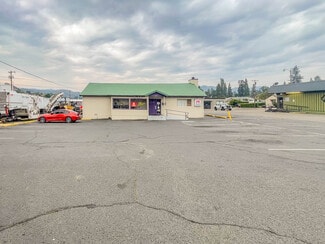 Roseburg, OR Convenience Store - 177 NW Garden Valley Blvd