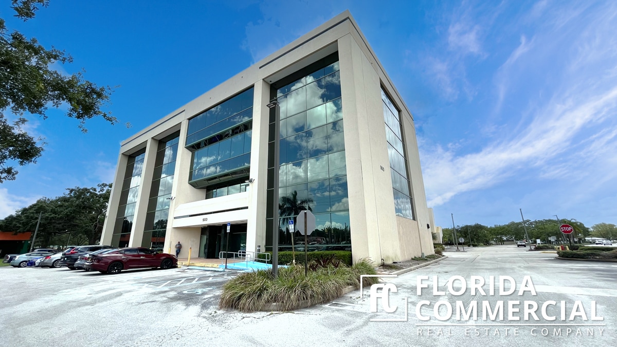 900-904 E Prima Vista Blvd, Port Saint Lucie, FL for Rent