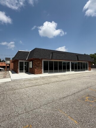 Parma Heights, OH Office/Retail - 6699 W 130th St