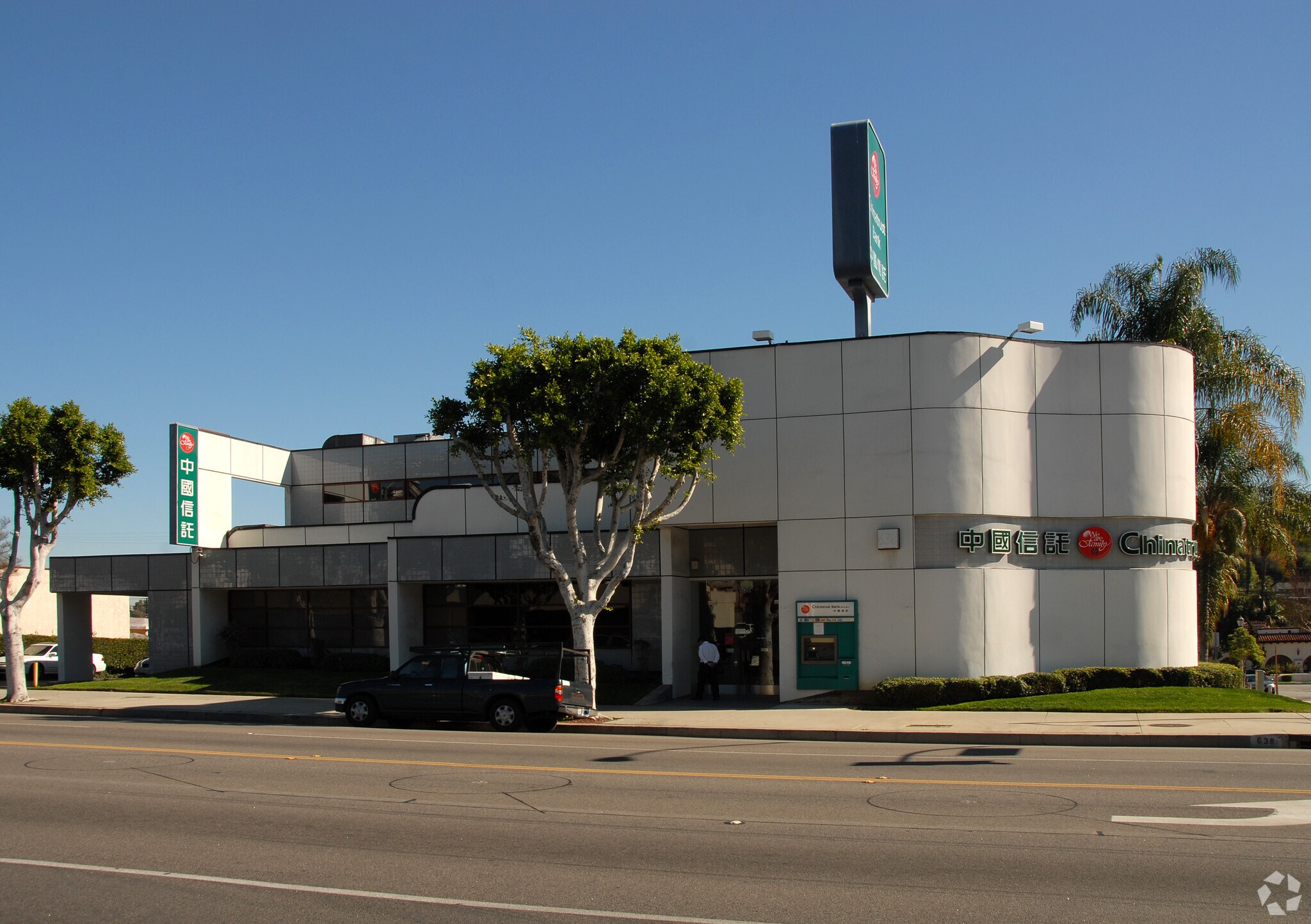 638 S Atlantic Blvd, Monterey Park, CA for Sale