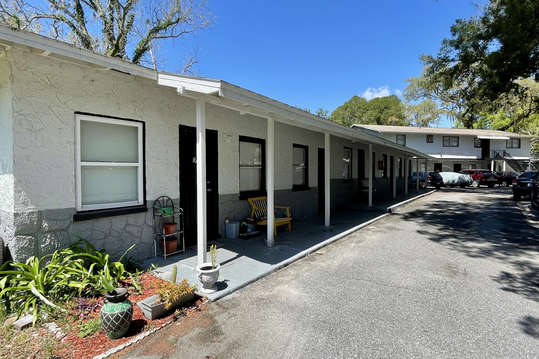 371 Broad St, Masaryktown, FL for Sale