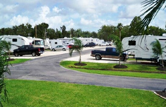 2705 Dickinson Ave, Dickinson, TX for Sale