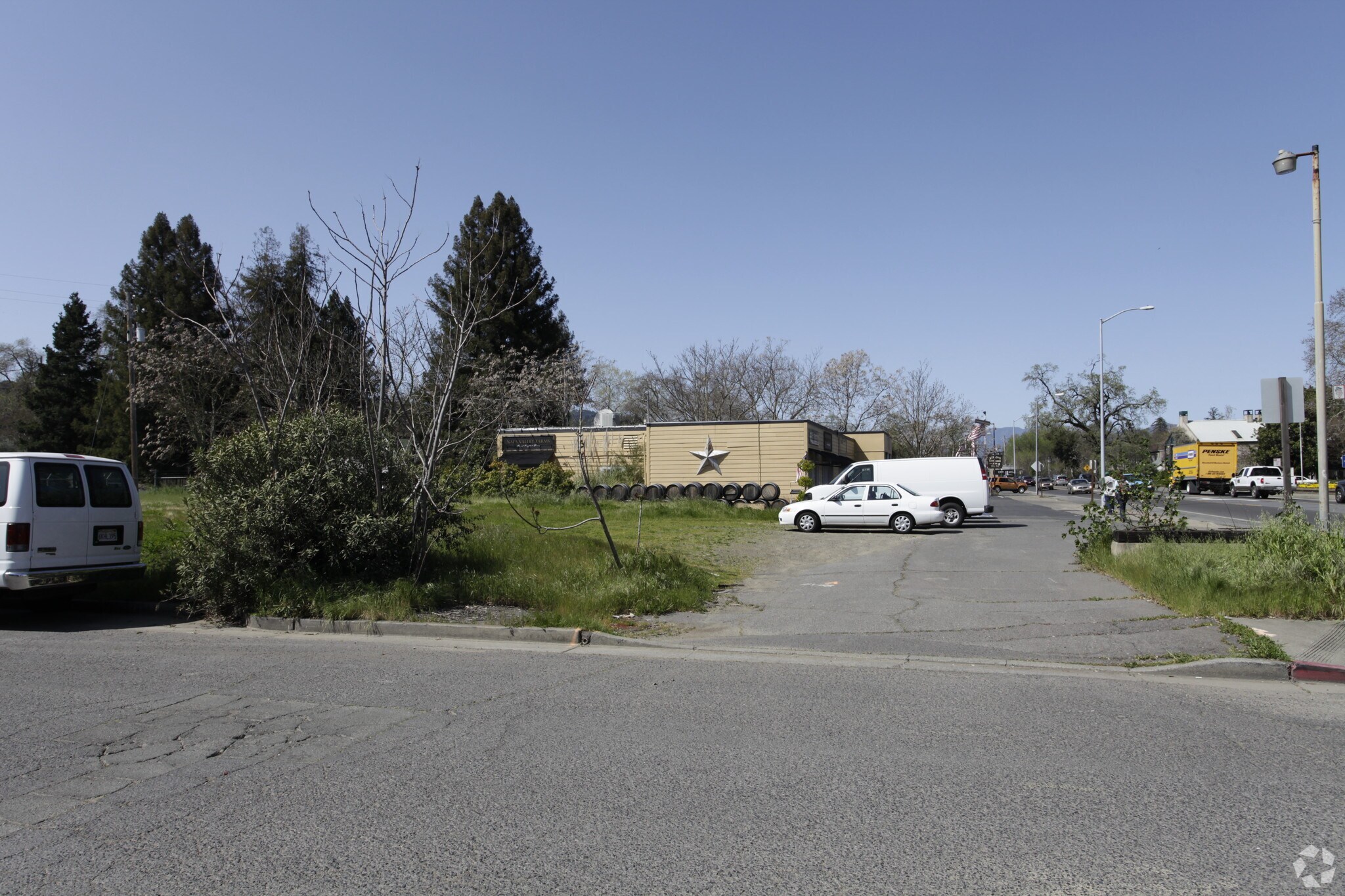 905 Main St, Saint Helena, CA for Rent