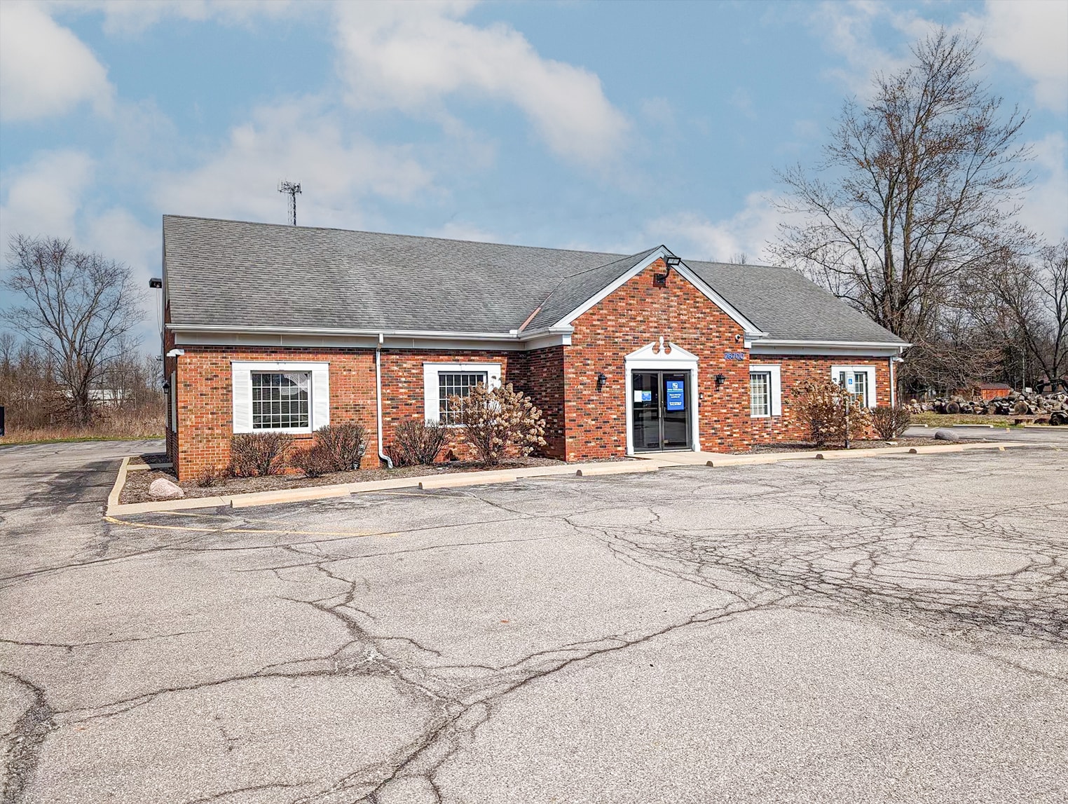 26700 Royalton Rd, Columbia Station, OH for Rent