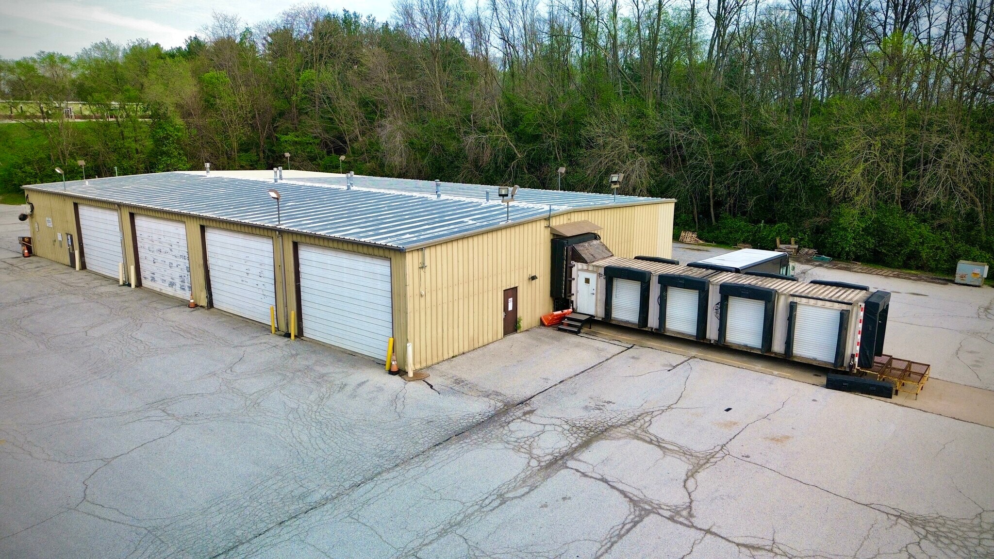 809 E Morton Ave, Jacksonville, IL for Rent