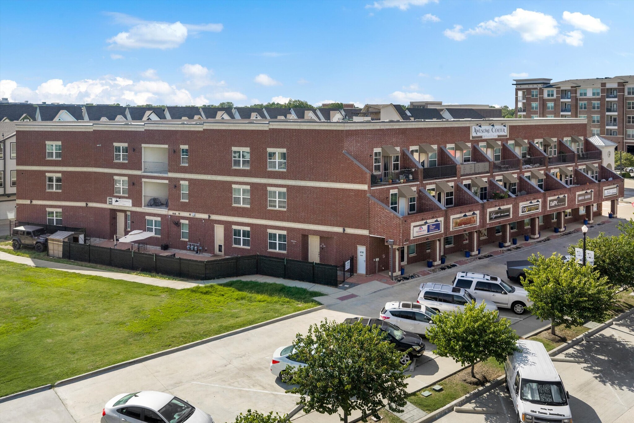 251 S Mill St, Lewisville, TX for Sale