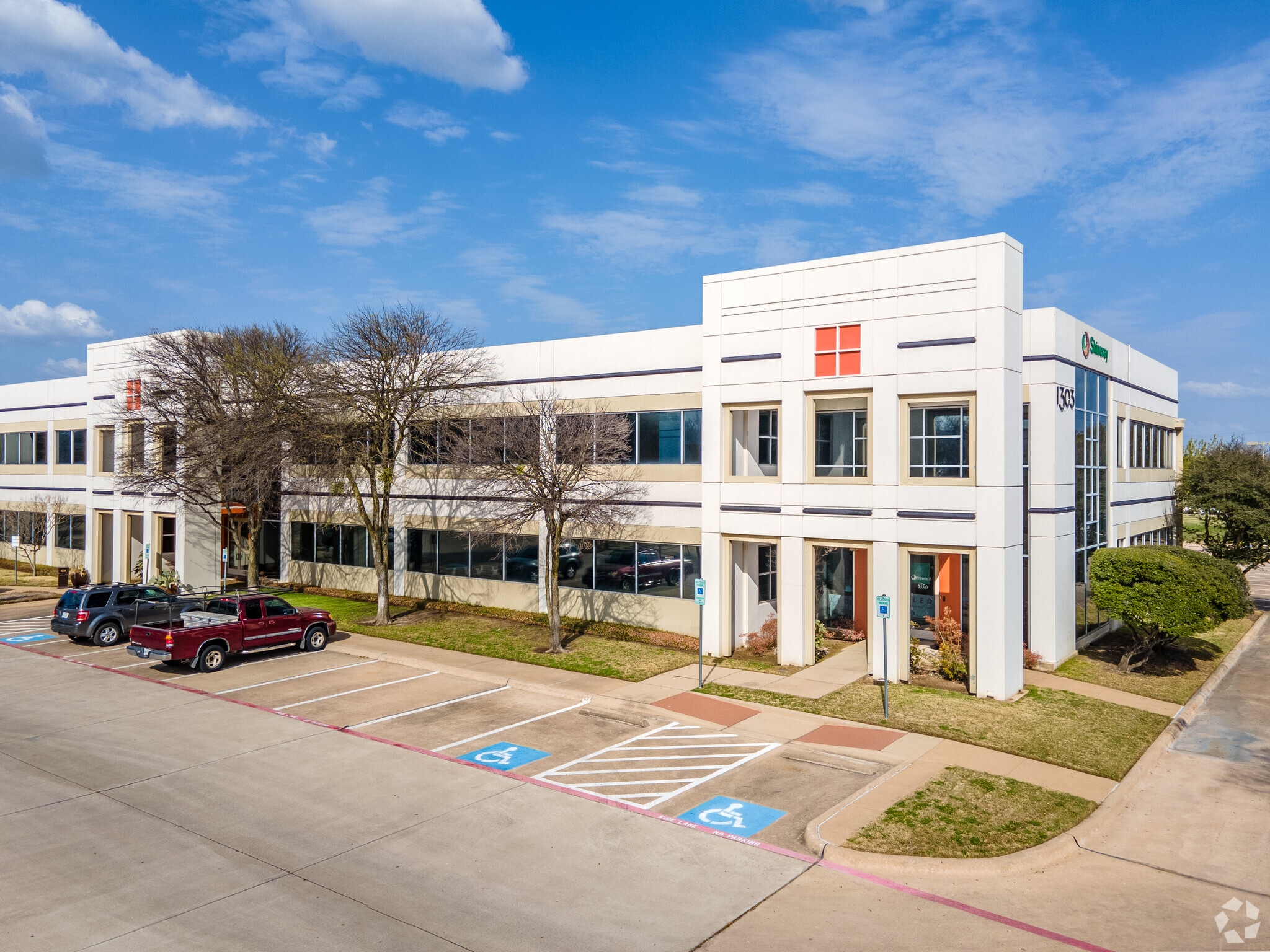 1301 E Arapaho Rd, Richardson, TX for Sale