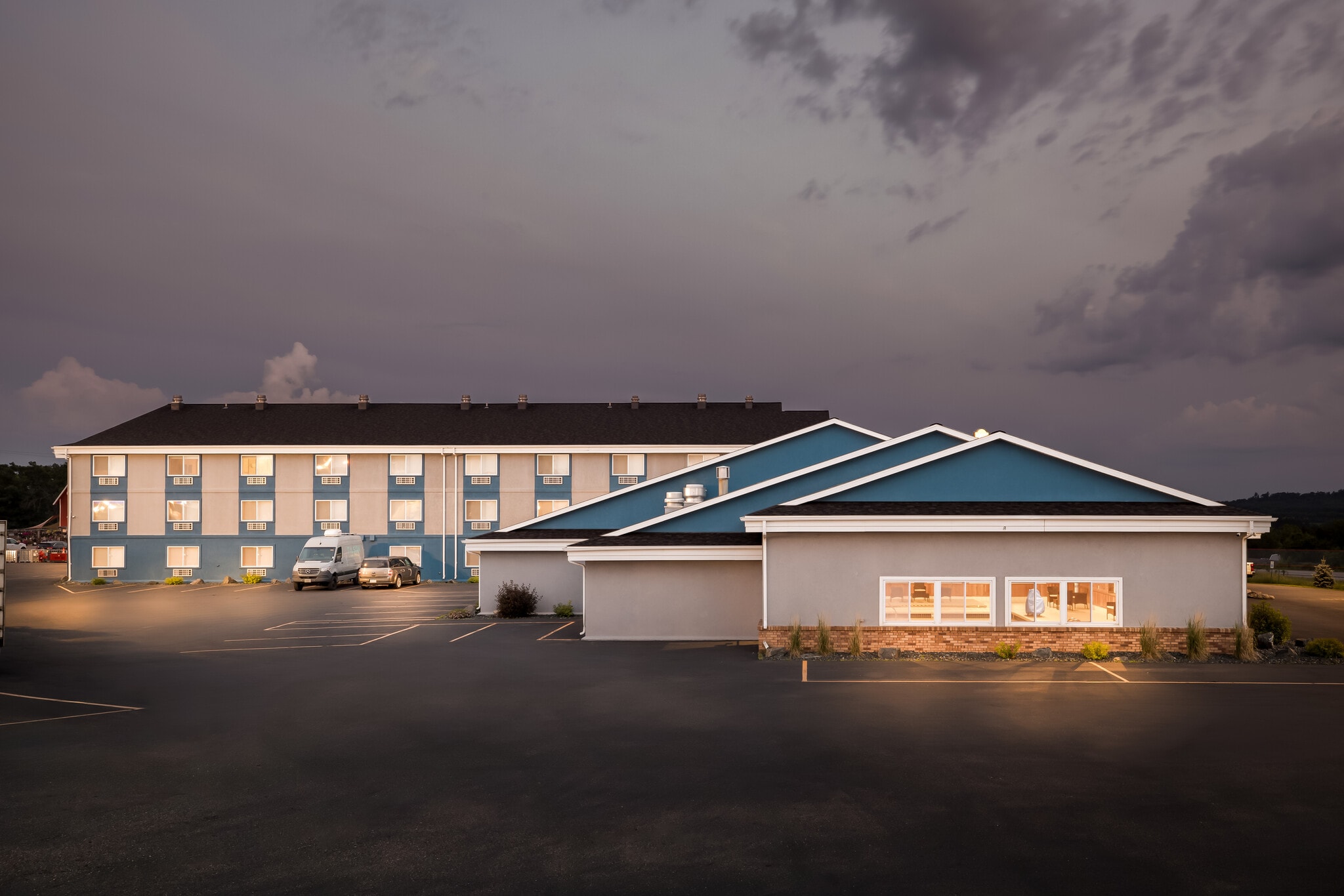 50663 Oak Grove Rd, Osseo, WI for Sale
