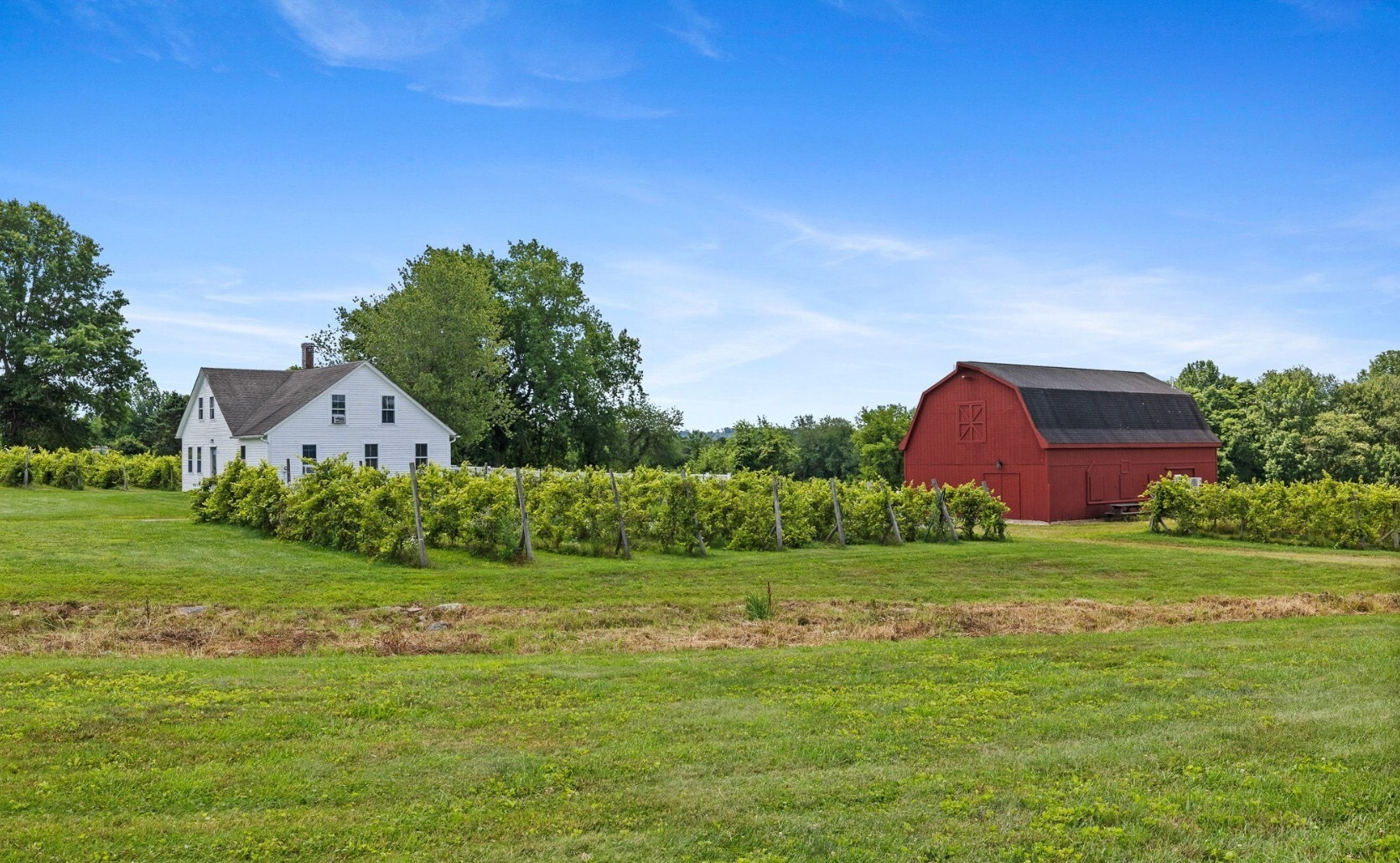 139 W Town St, Lebanon, CT for Sale