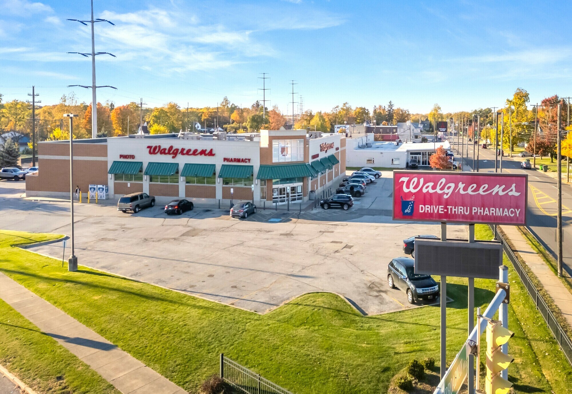 520 Broadway Ave, Bedford, OH for Sale