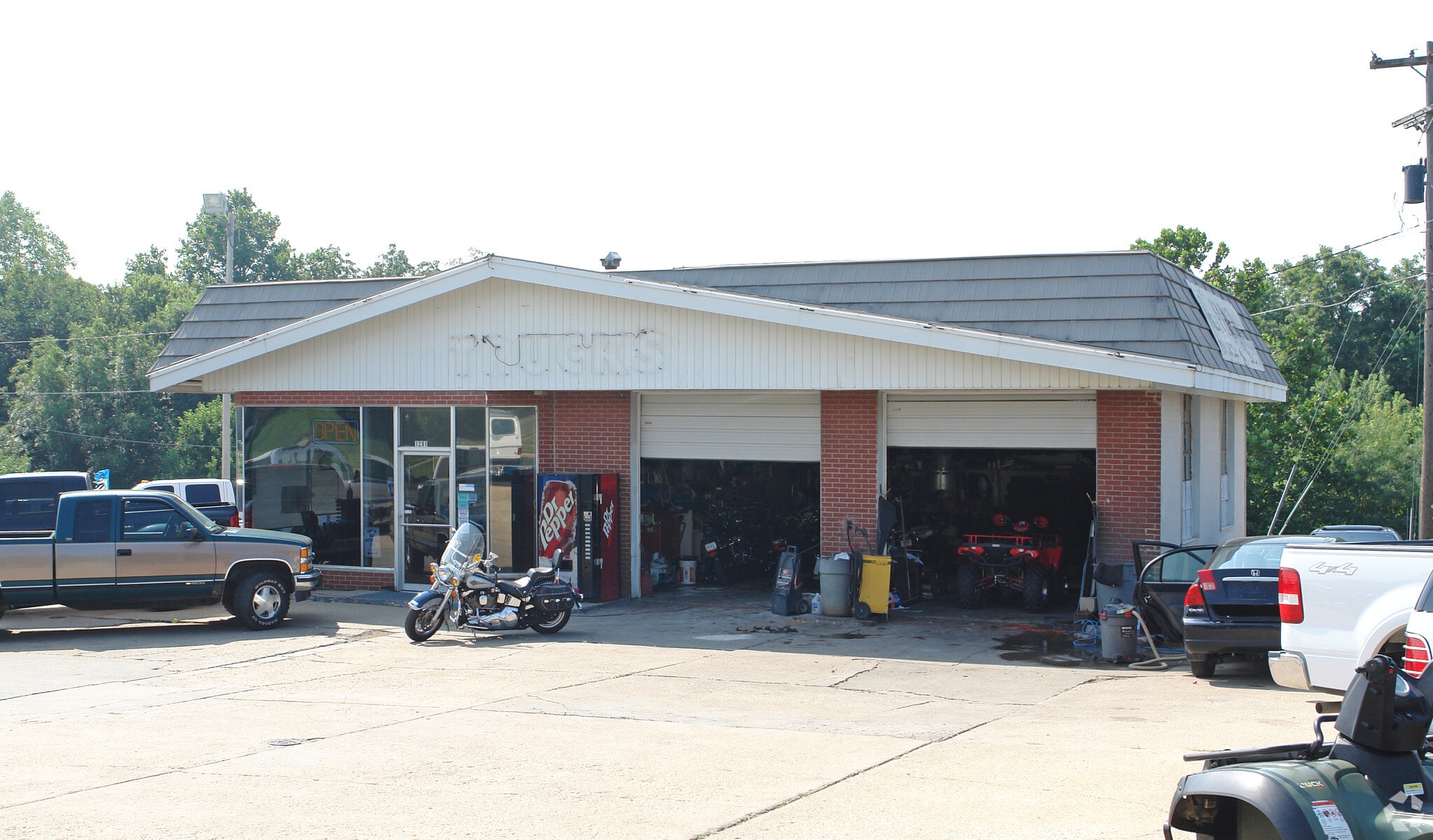 1501 SW 21st St, Topeka, KS for Rent