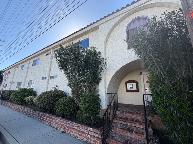 25711 Frampton Ave, Harbor City, CA for Sale