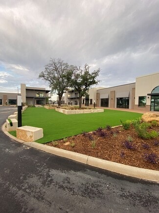 San Antonio, TX Retail - SE Military Rd & SW New Braunfels Ave