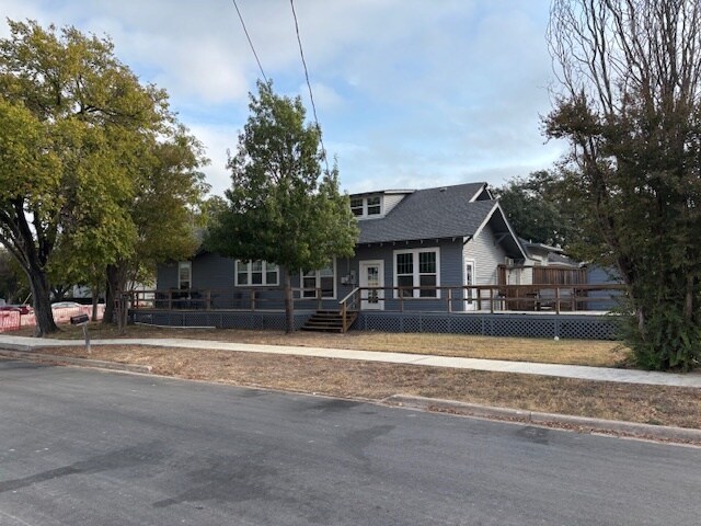 408 W University Ave, Georgetown, TX for Rent